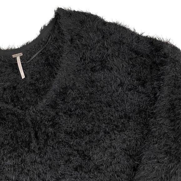 Free People Icing Pullover Fuzzy V-Neck Sweater Black Medium - Picture 8 of 16